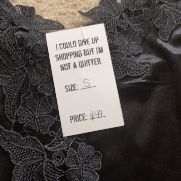 NEW Velvet S - Picture 4 of 5